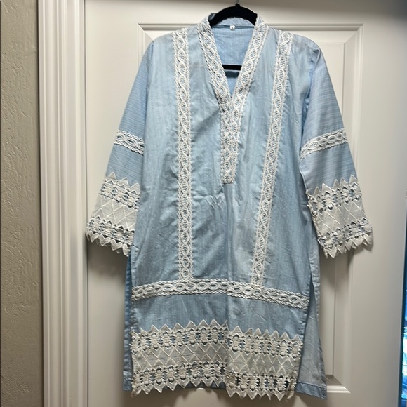 Other - [3/$15] Light Blue Kurta with White Lace Accents